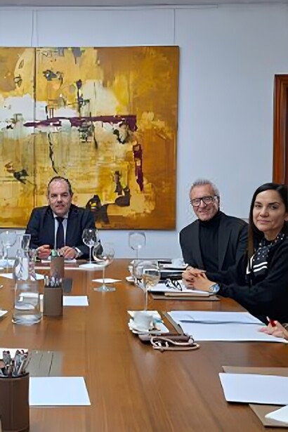 El proyecto fue puesto en marcha –en 1998- por un comité ejecutivo constituido en Milán 