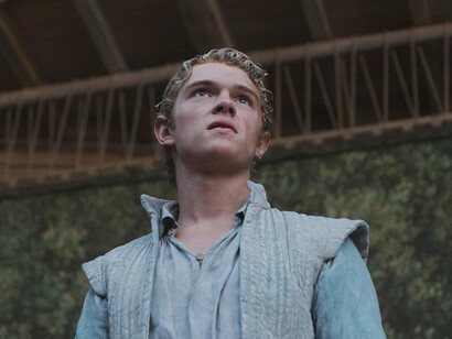 Joe Alwyn è Bartholomew nel film diretto da Chloé Zhao 