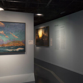 Vue de l'exposition "Peintures des lointains" © musée du quai Branly - Jacques Chirac, photo Gautier Deblonde