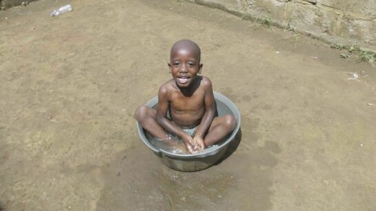 Sanele Mbokazi, Splash, 2012, Courtesy the artist