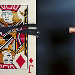 Cutting the Card Quickly! Harold Edgerton (1903-1990)1964 (Print 1977)USADye Transfer Print27,8 x 35 cm
