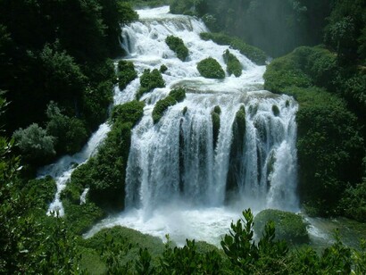 Cascate