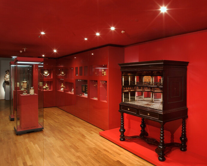 From Antiquity to Historism, exhibition view. Courtesy of Grassi Museum