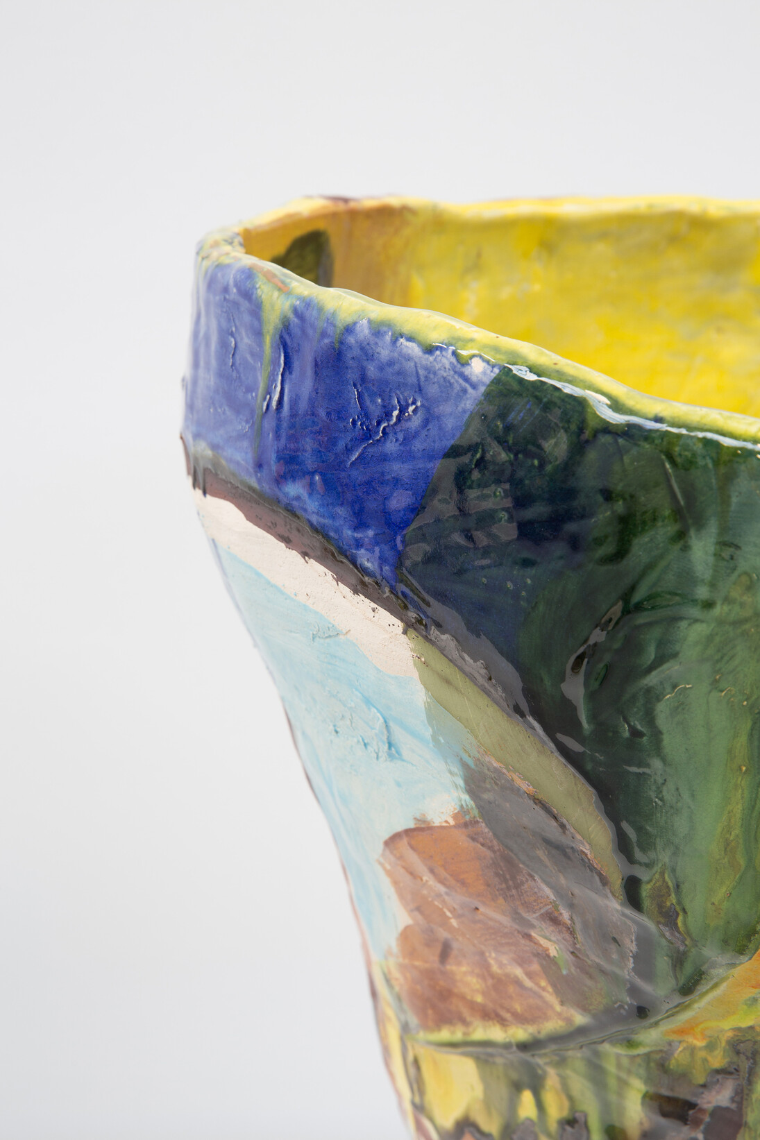 Roger Herman, Untitled 12 (Yellow, Blue, Green), detail, Ceramic, Glaze, H66 D53.3 cm / H26 D21 in, Unique, Courtesy Carpenters Workshop Gallery