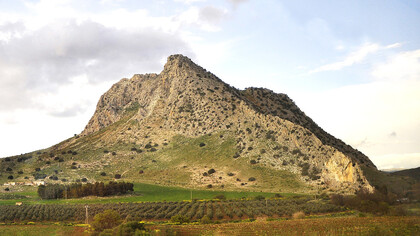 La Peña de los Enamorados ubicado en el municipio de Antequera en Málaga, España
