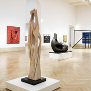 Pablo Atchugarry, Scolpire la luce, exhibition view. Courtesy of Contini Art Gallery