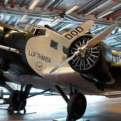 From Ballooning to the Berlin Airlift. Courtesy of German Museum of Technology