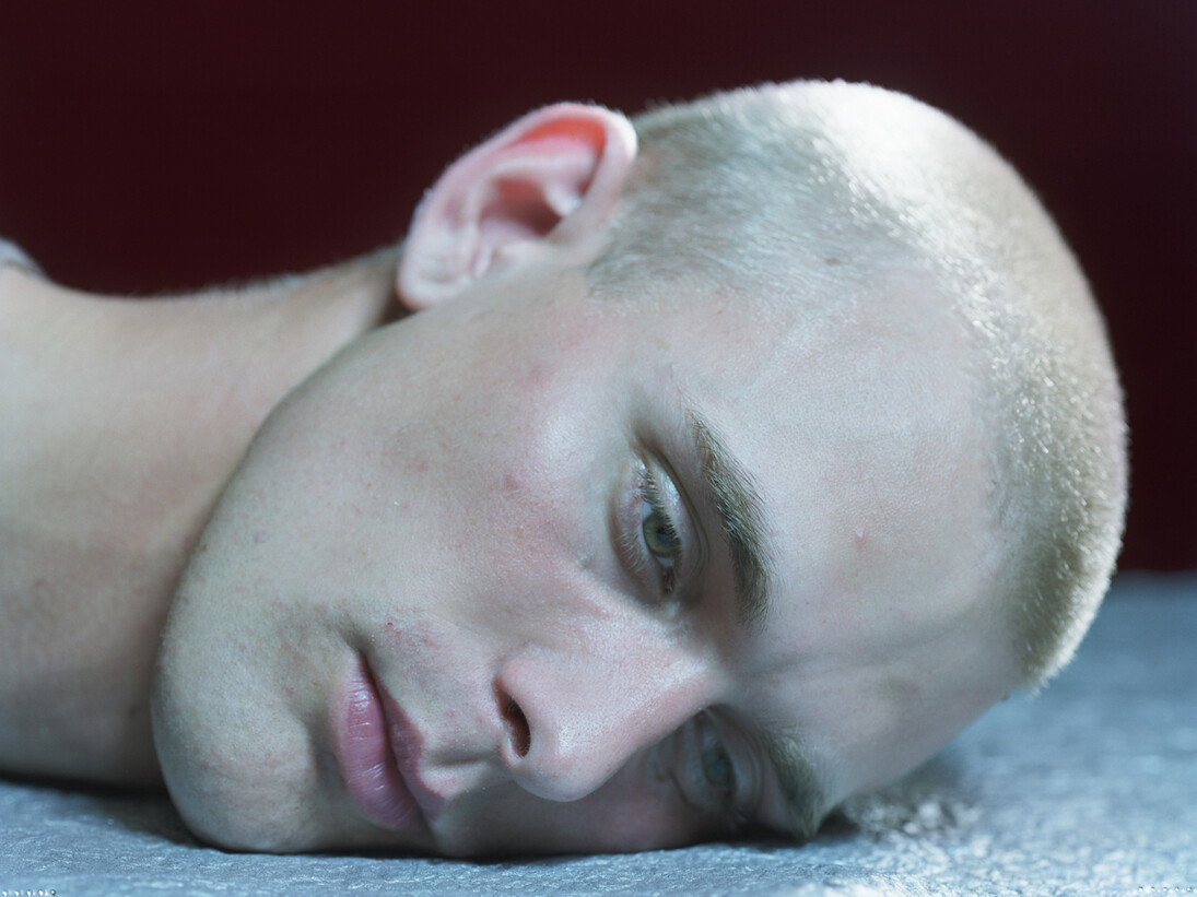 Suzanne Opton, Soldier: Birkholz - 353 Days in Iraq, 205 Days in Afghanistan, 2004, Archival pigment print, 30 x 40 inches, 76.2 x 101.6 cm © Suzanne Opton. Courtesy of Sikkema Jenkins & Co., New York  