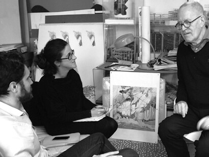 Sir Peter Cook em conversa com Clara Olóriz e Koldo Lus Arana