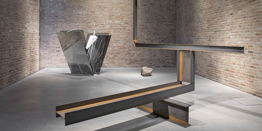 Jose Dávila. Courtesy of König Galerie
