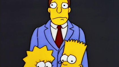 Lionel Hutz, abogado de dudosas credenciales, Lisa y Bart Simpson: los tres con cara de circunstancias