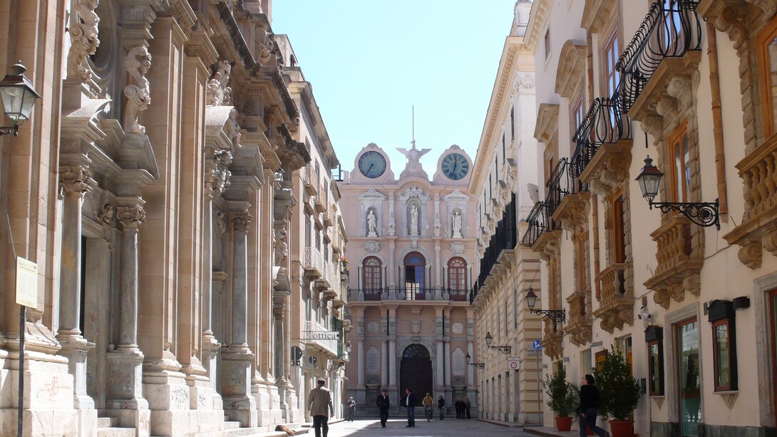 Trapani. Corso Vittorio Emanuele