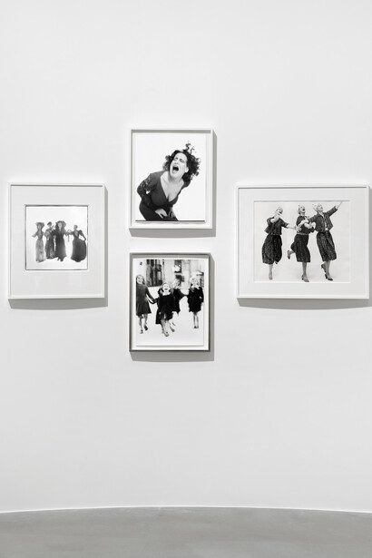 Richard Avedon, Italian days, exhibition view. Courtesy of Gagosian