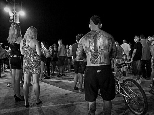 Serendipitous Encounters of a New York Kind. Courtesy of Soho Photo Gallery