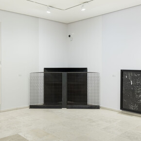 Grey areas, exhibition view. Courtesy of Museo Patio Herreriano