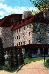 A postcard depicting the approach to the Grove Park Inn from the south entrance, Asheville, North Carolina