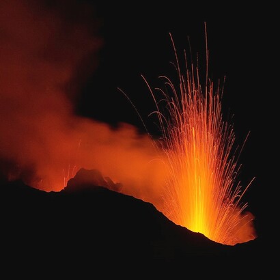 Eruzione dello Stromboli, Italia, settembre 2015.Foto di Michael Kuhn