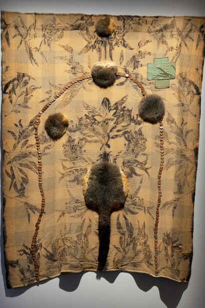 Juanita McLauchlan, Yilaa minyaminyabal maaru-ma-lda-y (soon everything will be healing), exhibition view. Courtesy of Art Gallery of NSW