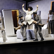 On ne paie pas ! On ne paie pas ! Avec l'aimable autorisation du Théâtre des Salins Martigues