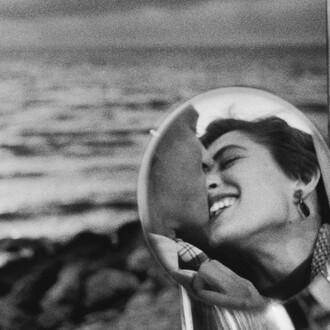 Elliott Erwitt. Courtesy of Scuderie del Castello Visconteo