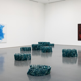 Shirazeh Houshiary, The Sound of One Hand, exhibition view. Courtesy of Lisson Gallery