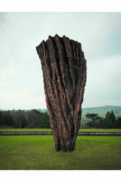 Ursula von Rydingsvard, Pierwsza, 2012-14, cedar and graphite, Courtesy the artist, Galerie Lelong and YSP, Photo Jonty Wilde