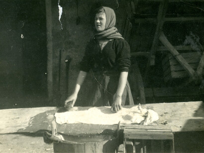 Il lavoro femminile nei campi all'inizio del secolo scorso