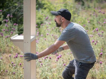 Matteo Fato, preparazione installazione, foto Piero Calvarese