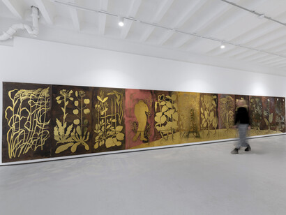 Alicja Biała, Raw Earth, rare Earth, exhibition view. Courtesy of Berntson Bhattacharjee 