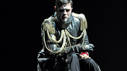 Alessandro Gassmann in "Riccardo III"