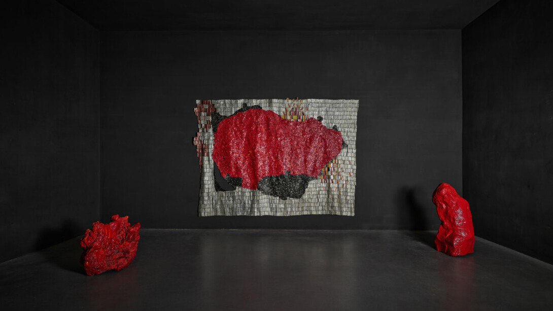 Various artists, Human traces: presence, absence, and material memory, exhibition view. Courtesy of Axel Vervoordt Gallery