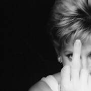 Diana Finger Up © Alison Jackson / Courtesy of CAMERA WORK