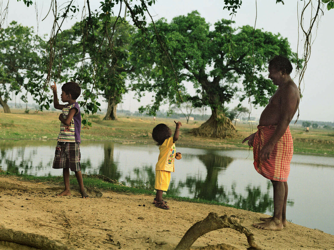 Patrick Faigenbaum, Village santal de Goalpara, detail, mai 2014, Tirage jet d’encre pigmentaire © Courtesy Patrick Faigenbaum et Galerie Nathalie Obadia, Paris/Bruxelles