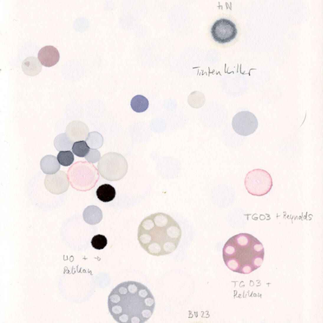 Nora Schattauer. 50 Workbooks. Courtesy of Kunstbibliothek