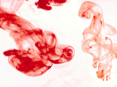 Liquido rosso. La Bibbia e l'alcol: Versetti chiave del Vecchio Testamento: Approfondisci i versetti biblici che trattano l'uso del vino e l'ubriachezza nel contesto ebraico-cristiano