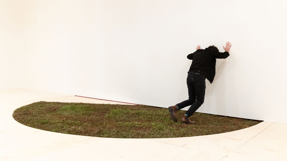 Renata Lucas, Dimanche au parc, vue de l'exposition. Avec l'aimable autorisation de la Pinacoteca