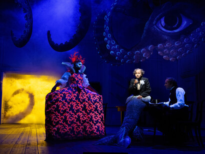 Andersens erzählungen (Andersen’s stories). Courtesy of Residenztheater