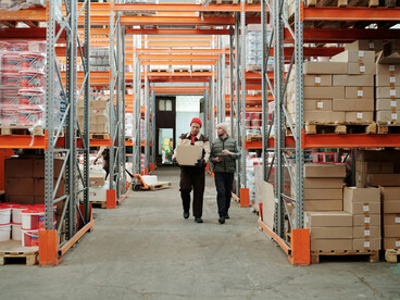 Smart warehouses dramatically improve efficiency, accuracy, and flexibility in supply chain and logistics operations