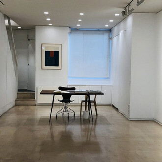 Ellsworth Kelly. Courtesy of Cahiers d’Art Gallery