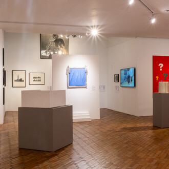 Santiago Cárdenas, Tensión ambiental. Colección en escena #8, vista de exhibición. Cortesía de MAMBO