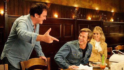 Quentin Tarantino, Brad Pitt e Margot Robbie sul set di  C'era Una Volta Hollywood