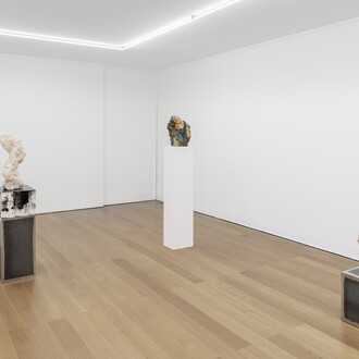 Raphael Weilguni, Cloud, ausstellungsansicht. Mit freundlicher genehmigung der Galerie Rüdiger Schöttle