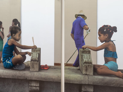 Veduta della mostra, MICHELANGELO PISTOLETTO, One and One makes Three,
Evento collaterale della 57. Esposizione Internazionale d’Arte – La Biennale di Venezia,
Abbazia di San Giorgio Maggiore e Officina dell’Arte Spirituale, Isola di San Giorgio
Maggiore, Venezia, 2017. Courtesy: the artist and GALLERIA CONTINUA, San Gimignano / Beijing / Les Moulins / Habana. Photo by: Oak Taylor-Smith