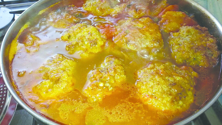 Gondi meat dumplings