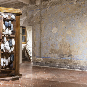 Down Doors. Courtesy of Galleria Continua