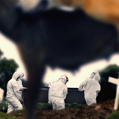 Agan Harahap, Fun in Funeral, 2021, C-print on photo paper, 87 × 120 cm. Courtesy of the artist and Mizuma Gallery