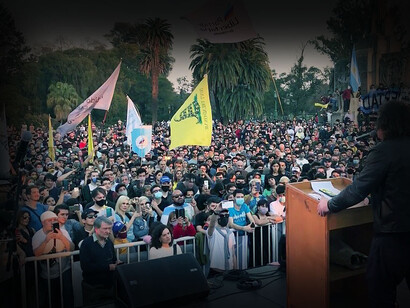 Seguidores de Javier Milei en el lanzamiento de campaña del partido La Libertad Avanza, 7 de agosto de 2021, Buenos Aires, Argentina