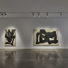 Santiago Parra, Installation view. Courtesy of JD Malat Gallery