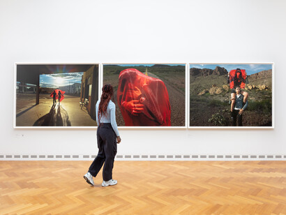 Inez van Lamsweerde and Vinoodh Matadin, Can love be a photograph, exhibition view. Courtesy of Kunstmuseum Den Haag