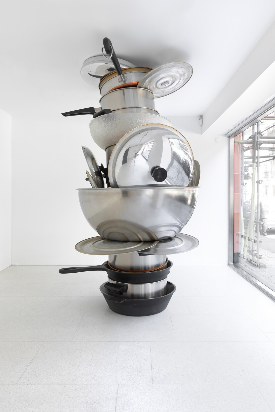 Robert Therrien, No Title (Pots & Pans II), 2008, 
metal and plastic, 108 x 66 x 80 inches 274.3 x 167.6 x 203.2 cm © Robert Therrien. Courtesy of the artist and Gagosian Gallery. Photography by Mike Bruce
